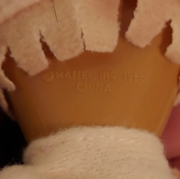 Vintage Disney Pocahontas & John Smith Barbie Dolls - Picture 7 of 14